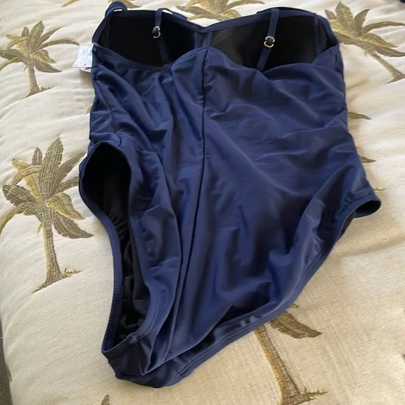 Liz Claiborne Swimsuit one piece American Blue size 12 or 14 NWT - Picture 4 of 7